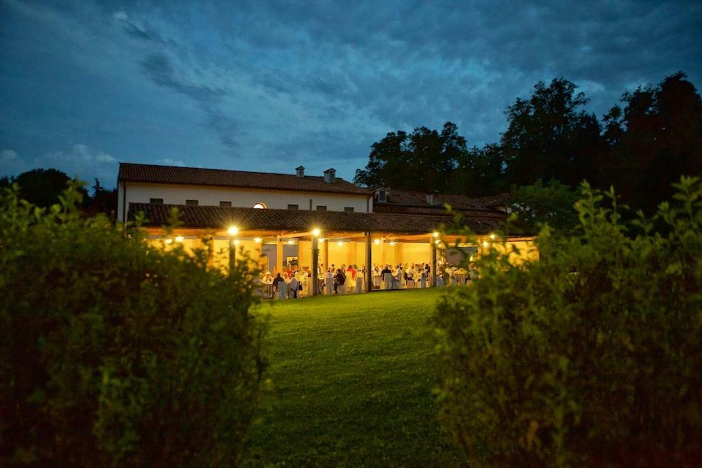 Locanda Perinella Castelgomberto Экстерьер фото